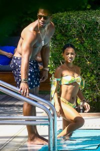 TheFappeningBlog.com - Karrueche Tran Sexy 2.jpg