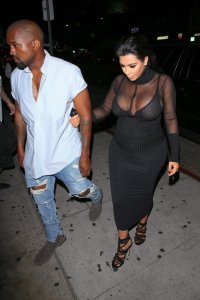 Kim-Kardashian-See-Through-39.jpg