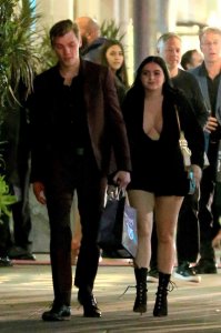 Ariel Winter Braless - the fappening blog 6.jpg