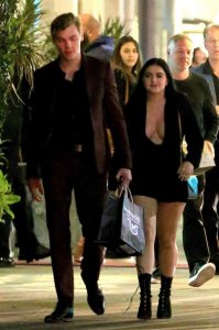 Ariel Winter Braless - the fappening blog 7.jpg