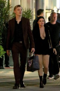 Ariel Winter Braless - the fappening blog 13.jpg