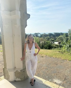 WHAT A PROJECT!! @steephillhall .#property #iow #renovation #incredible #transformation-5.jpg