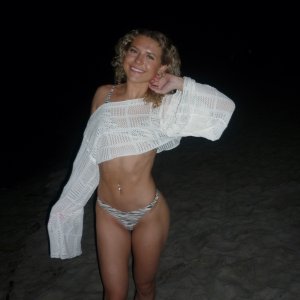 Rachel Agerter American Ice Hockey.jpg