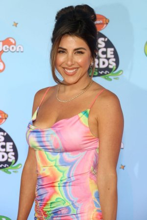 daniella-monet-at-nickelodeon-kids-choice-awards-2025-in-santa-monica-06-21-2025-6.jpg
