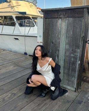 Atiana De La Hoya (10).jpg