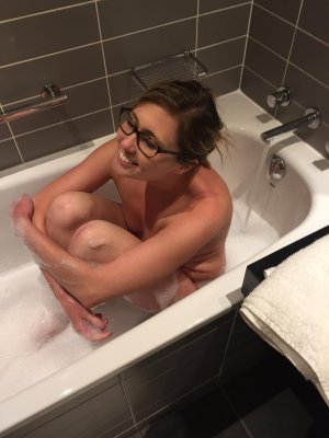 Catherine Louise - catraises - Nottingham UK - Leaked Photos Sexy Nude Amateur NSFW Porn - 05.jpg