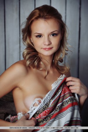 edita-recna-bucolic-01 thefappeningblog.com.jpg