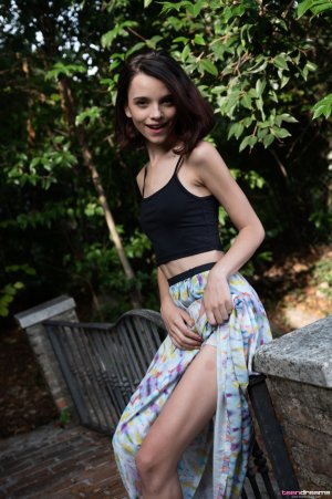 0010-04 thefappeningblog.com.jpg