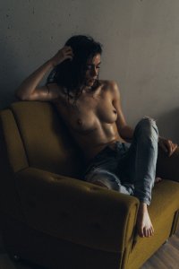 Frankie Miles Nude - TheFappeningBlog.com 28.jpg