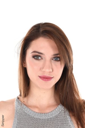 0014-04 thefappeningblog.com.jpg