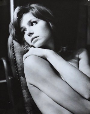 Eva Renzi 1969 -ofd8cv1hZR1v49r65o1.jpg