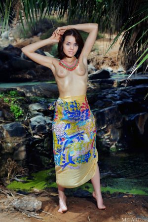 0010-01 thefappeningblog.com.jpg