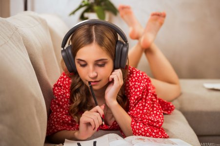 0007-02 thefappeningblog.com.jpg