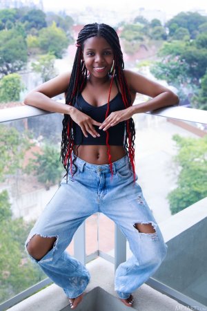 0010-03 thefappeningblog.com.jpg