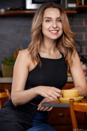 0011-01 thefappeningblog.com.jpg