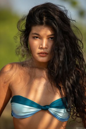 0009-01 thefappeningblog.com.jpg