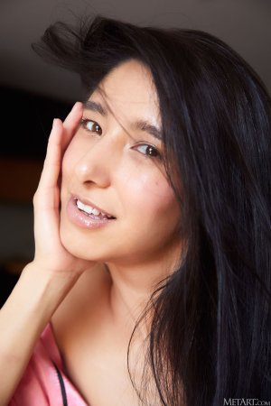 0008-05 thefappeningblog.com.jpg