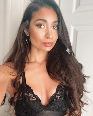 Hannah Nazareth (9).jpg