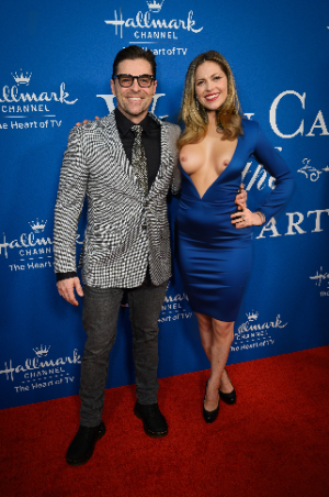 Pascale Hutton - Hallmark Channel's When Calls The Heart Season 7 celebration dinner 11.2.2020...png