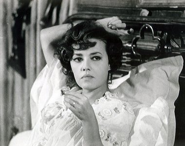 Jeanne Moreau 1965 -nido9oDfHt1qf826yo1.jpg