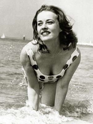 Jeanne Moreau Cannes 1957 -m4528fz4yu1qzkyblo1.jpg