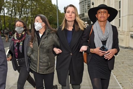 Ex-DOS members defend branding, being part of Keith Raniere cult.jpg