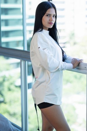 0003-10 thefappeningblog.com.jpg