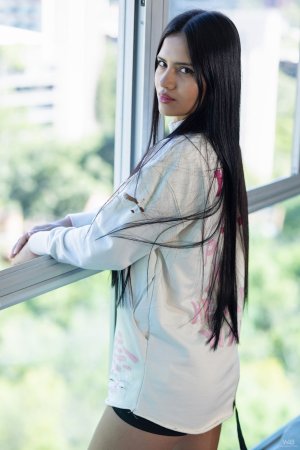 0003-11 thefappeningblog.com.jpg