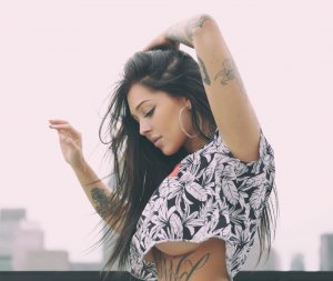 Valerie Cossette - TheFappeningBlog.com 77.jpg