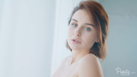 0018-09 thefappeningblog.com.jpg