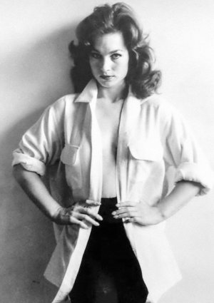 Shirley Anne Field  -pcvratqs9Y1s87yj3o1.jpg