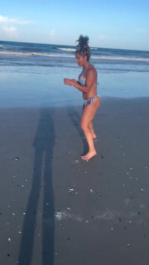 Nhooph Al-Areebi 5929.jpg