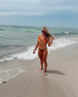 sydney-wells-v0-c2hn7sbkecef1.jpg sydney-wells-v0-c2hn7sbkecef1.jpg