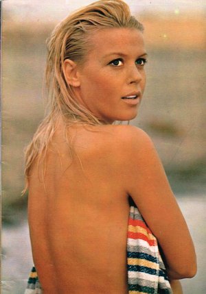 Katia Christine (7).jpg