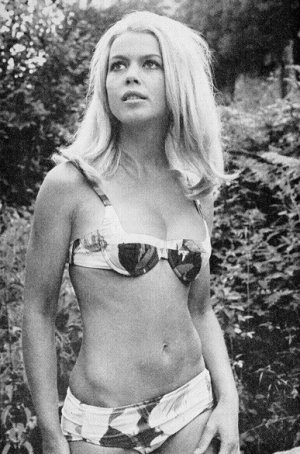 Katia Christine (19).jpg