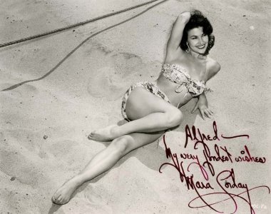 Mara Corday 2762670.jpg