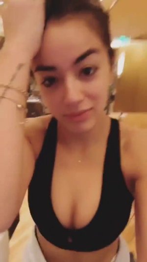 Chloe Bennet - Busty Cleavy Workout Wear - 2019-01-10FsbrnlrB_o.jpg