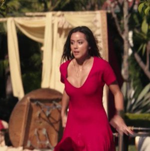 Chloe_Bennet_bouncing_boobs_CelebsFlash__2_.jpg