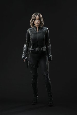 ChloeBennet_AgentsOfSHIELD3Promo02.jpg
