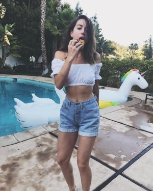 Chloe-Bennet-Sex-Tape-And-Nudes-Leaked-40.jpg