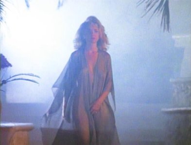 Barbara Alyn Woods - Eden - S01E02 - 4_1.jpg