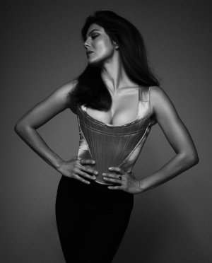 Foxes Magazine, December 2022 ySgoMBHt_o.jpg