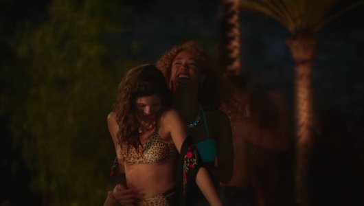 Monica Barbaro - Stitchers s1ep7 with Chaley Rose and Emma Ishta__03_.jpg