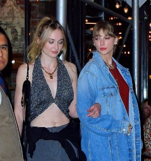 0003with Taylor Swift at Via Carota in New York - September 19, 2023.jpg