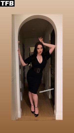 kat-dennings-leaked-84951-thefappeningblog.com_.jpg