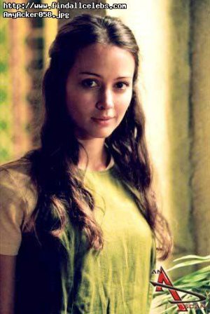findallcelebs_comAmyAcker058.jpg