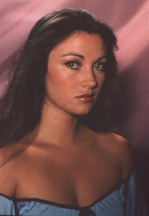 Jane Seymour - Ml5p78kBJ91qiflw2o1.jpg