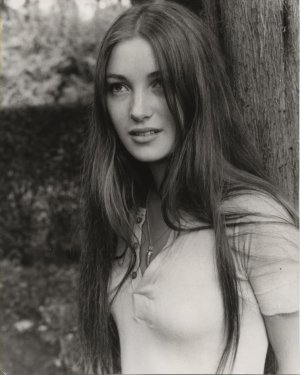 Jane Seymour - Pw10jdPq2n1s7ovwxo1.jpg