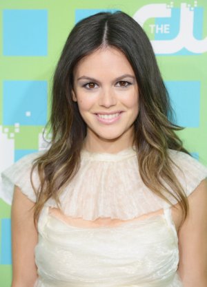 3d853173-6d07-4002-a921-608fc927dd1c fake.jpg