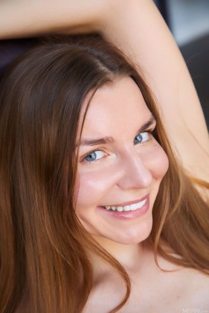 0008-17 thefappeningblog.com.jpg